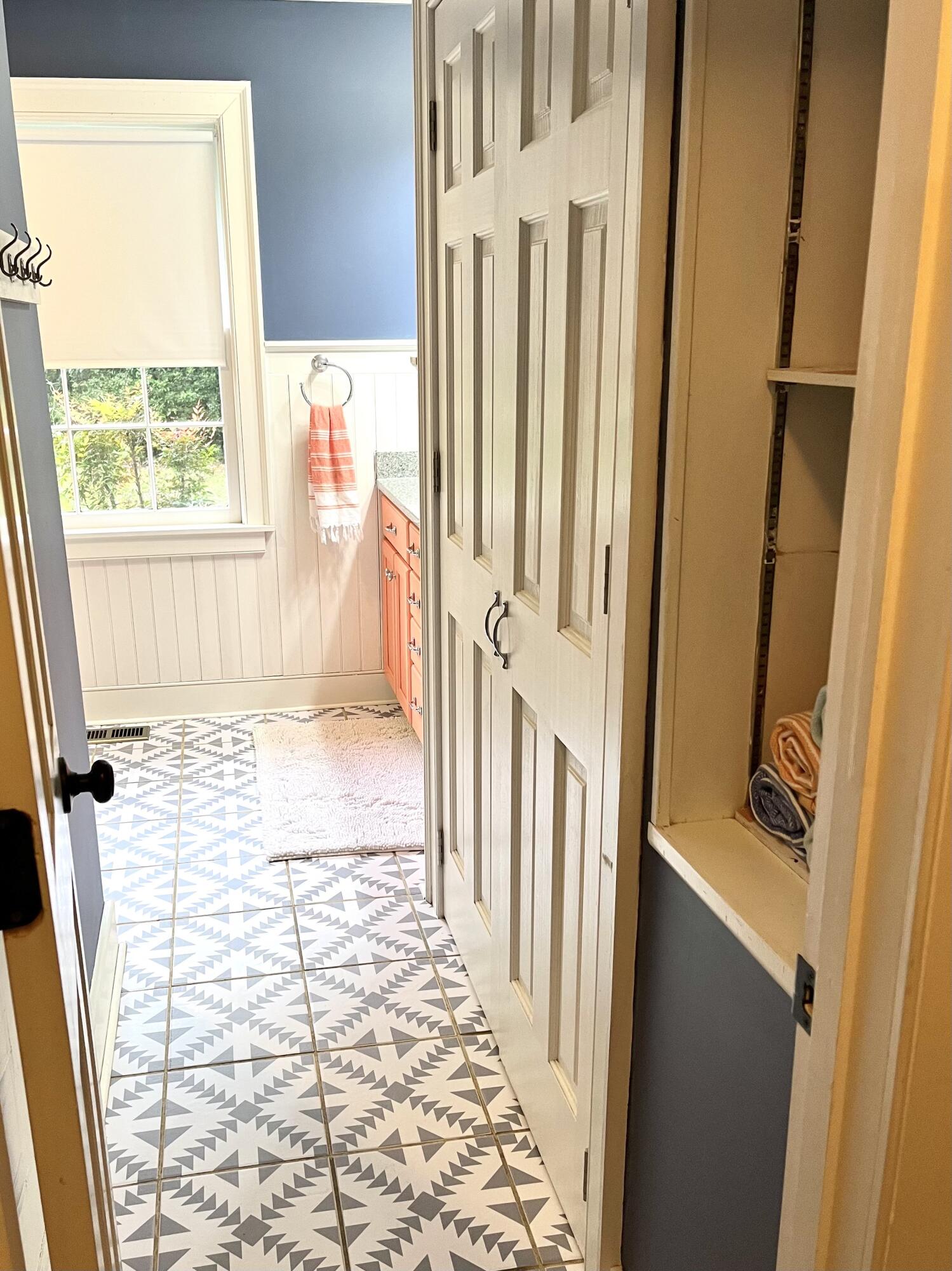 369 Mercantile Road McClellanville, SC 29458 - Photo 5 of 11 Bathroom Entry