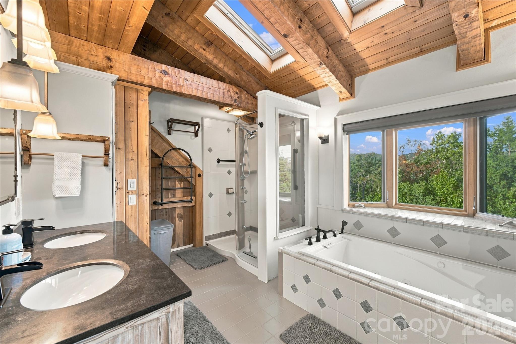 237 Murdock Road Bakersville, NC 28705 - Photo 21 of 35 Gallery Image 21