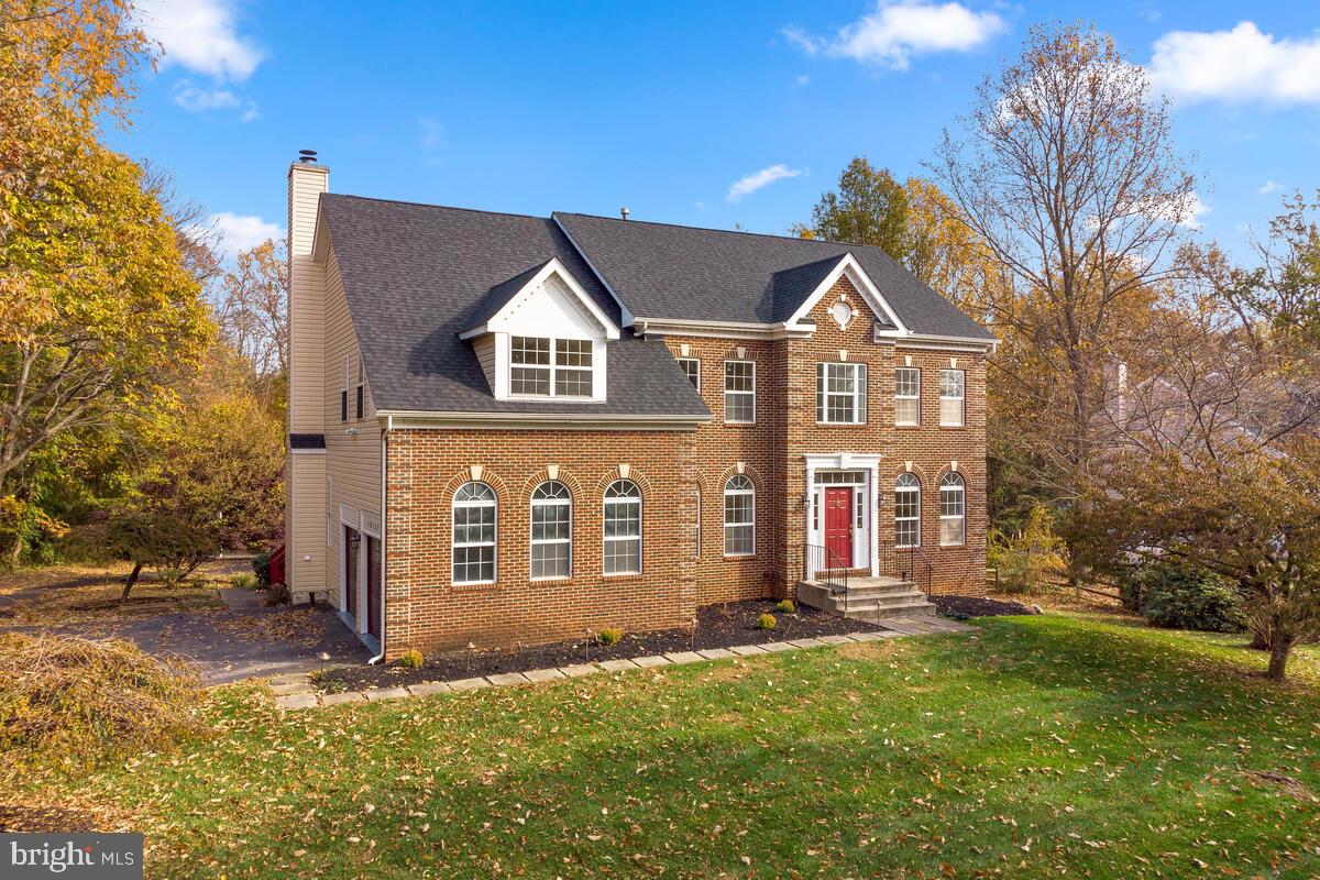 19127 Muncaster Road Derwood, MD 20855 - Photo 2 of 71 Gallery Image 2