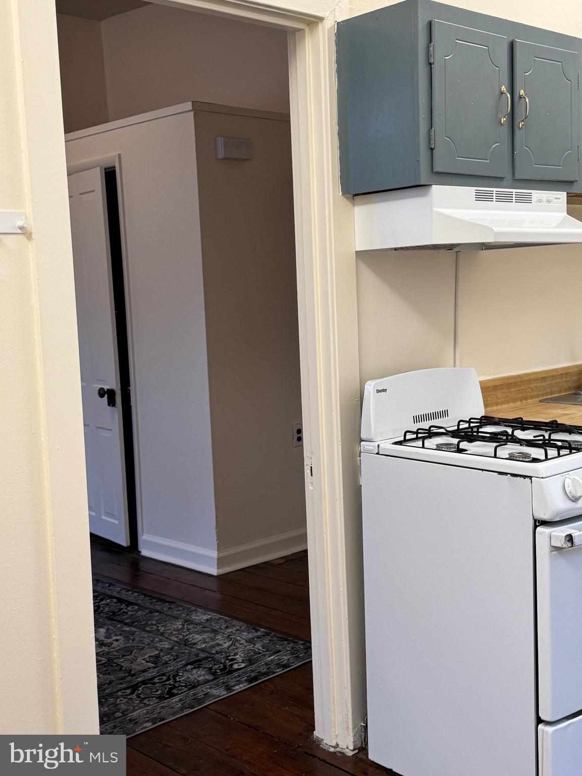 15 West Union Street, Unit 1 Burlington, NJ 08016 - Photo 3 of 8 a view of washer and dryer