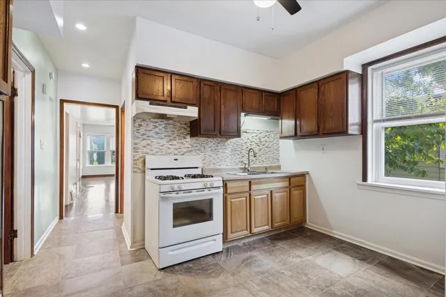 $399,999 | 640 South 14th Avenue, Maywood, IL 60153