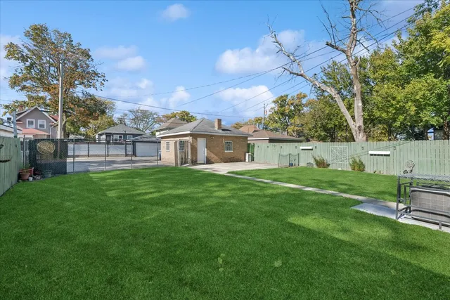 $399,999 | 640 South 14th Avenue, Maywood, IL 60153