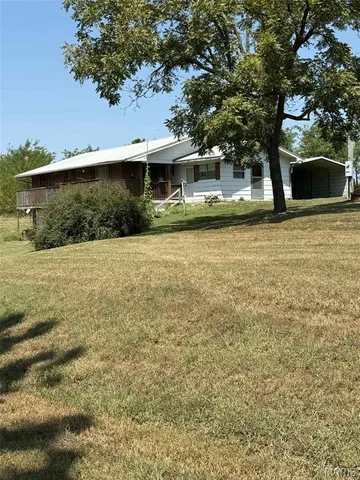 $189,000 | 105 Sudhammer Road, Dixon, MO 65459
