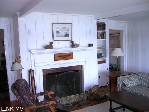 115 Hines Point Road Vineyard Haven, MA 02568 - Photo 29 of 32 http://d1qzqeyxiitrap.cloudfront.net/photos/20213/600/08375637.jpg