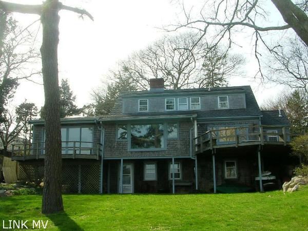 115 Hines Point Road Vineyard Haven, MA 02568 - Photo 7 of 32 http://d1qzqeyxiitrap.cloudfront.net/photos/20213/600/e6199a0e.jpg