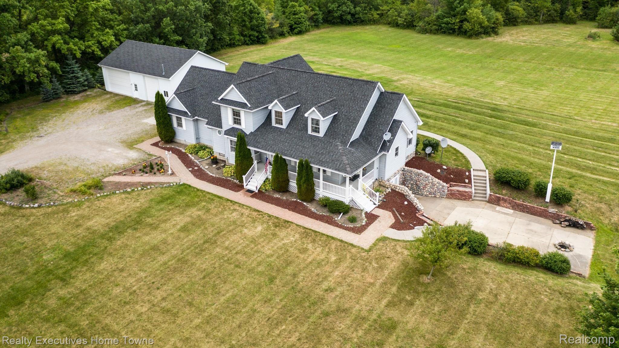 301 Pine Ridge Road St. Clair, MI 48079 - Photo 70 of 72 301 Pine Ridge Rd-69.JPG