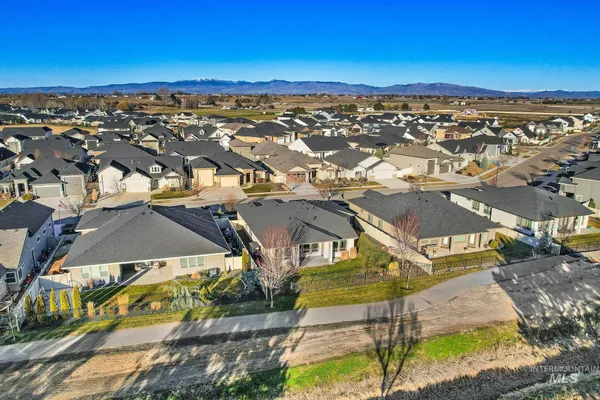 $599,999 | 1001 East Andes Drive, Kuna, ID 83634