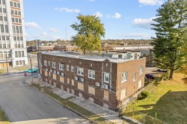 $1,700,000 | Undisclosed Address, Kansas City, MO 64124