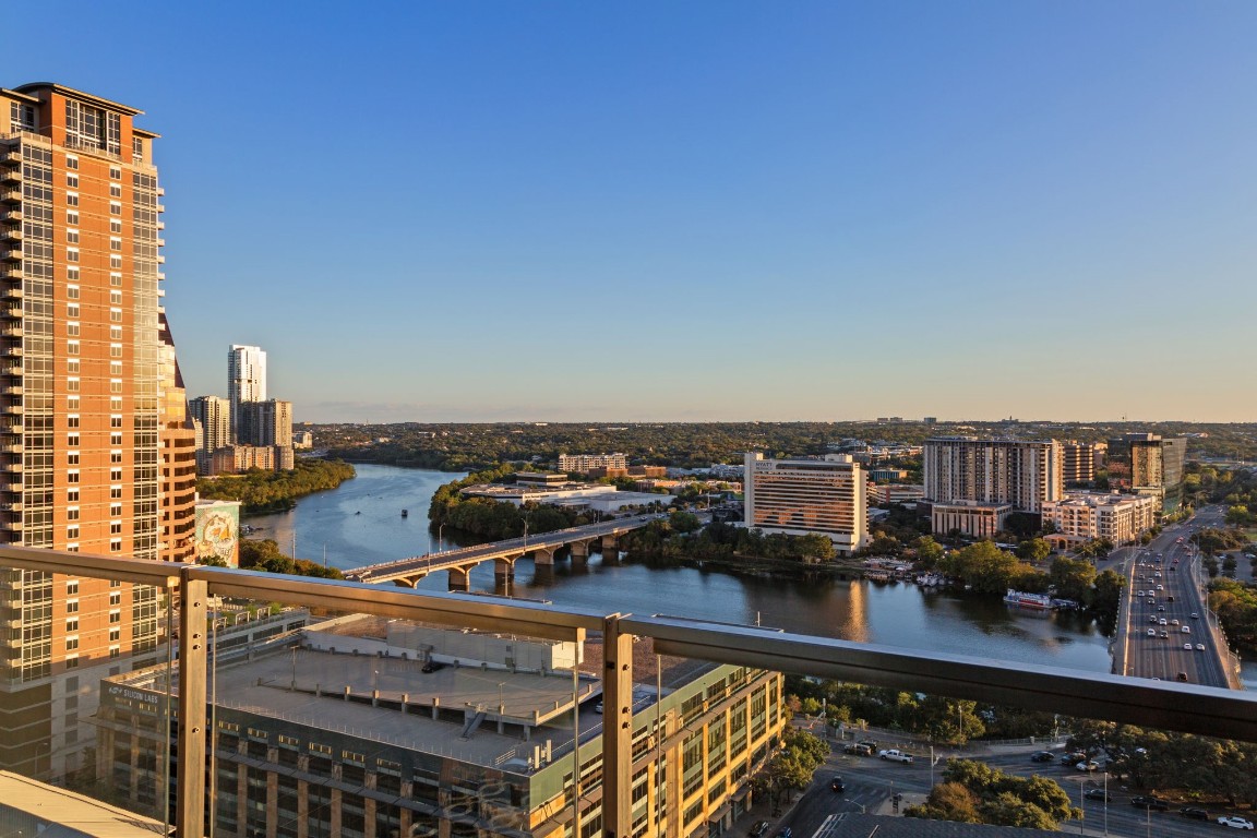210 Lavaca Street, Unit 1902 Austin, TX 78701 - Photo 23 of 40 a view of city from balcony