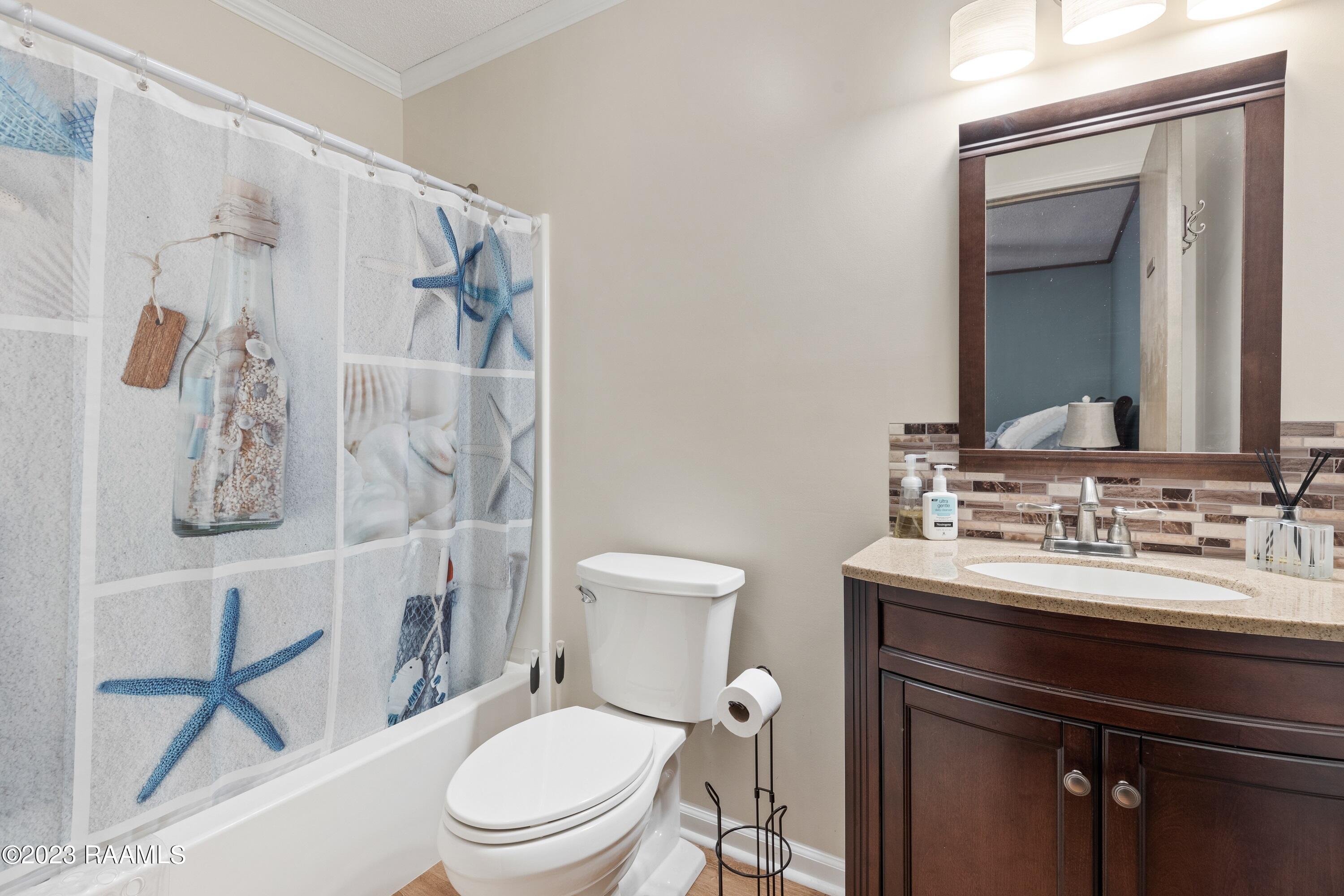 526 Bayview Lane Cypremort Point, LA 70538 - Photo 20 of 30 526 Bayview-17