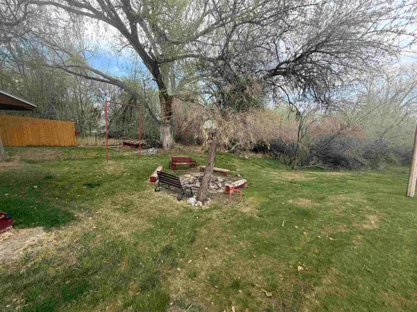 $429,500 | 809 Bighorn Avenue West, Basin, WY 82410