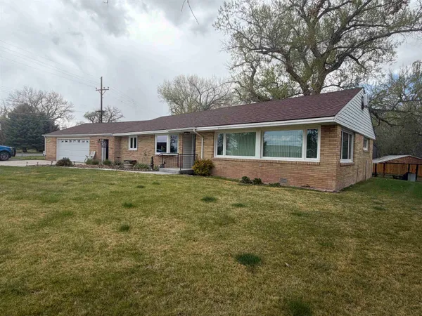 $429,500 | 809 Bighorn Avenue West, Basin, WY 82410
