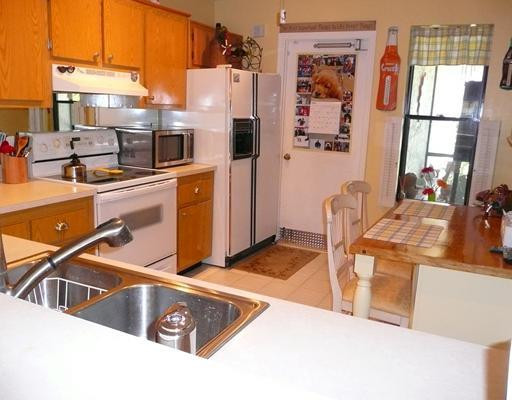 9490 Ohio Place Boca Raton, FL 33434 - Photo 5 of 13 Kitchen