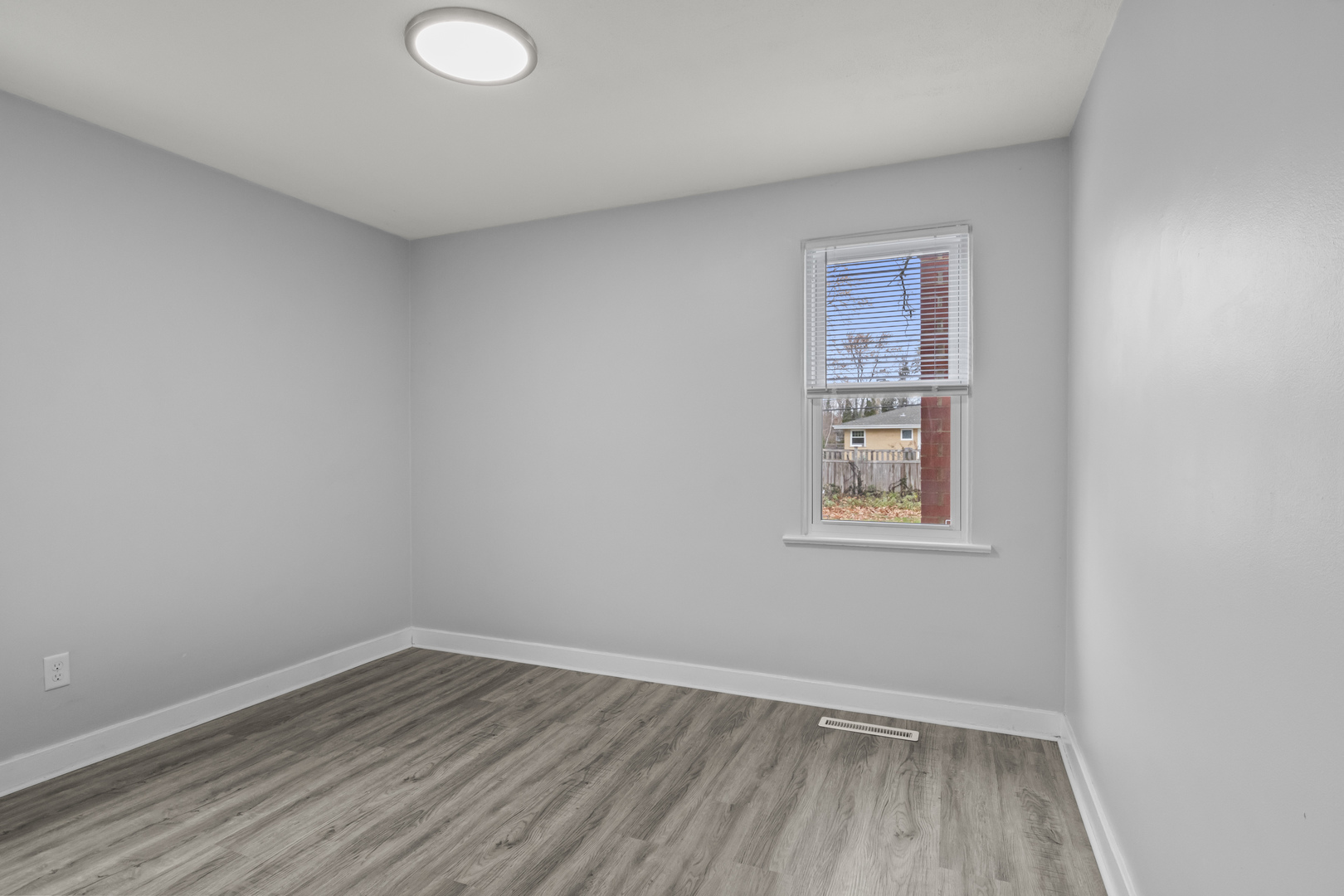 3614 Linneman Street Glenview, IL 60025 - Photo 23 of 26