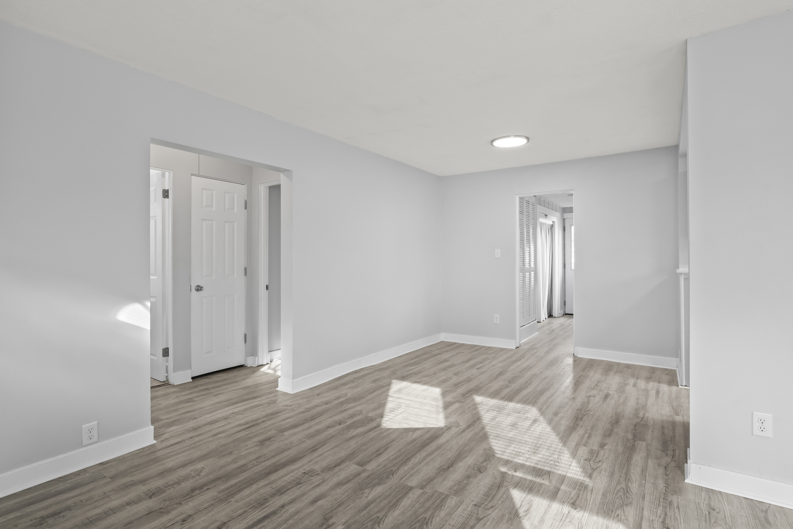 3614 Linneman Street Glenview, IL 60025 - Photo 7 of 26