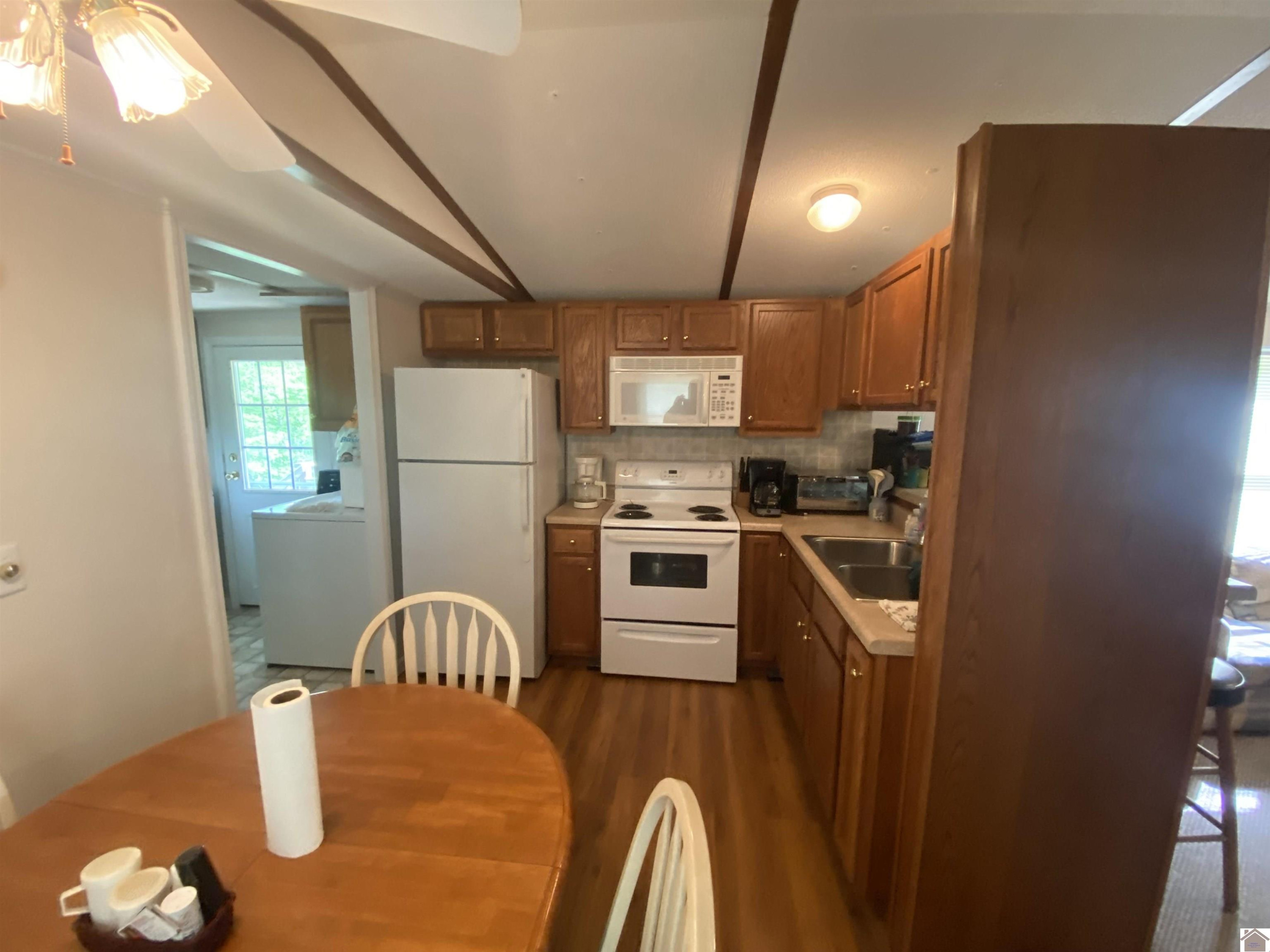 500 B B Hall Road Cadiz, KY 42211 - Photo 13 of 17 Photo 13