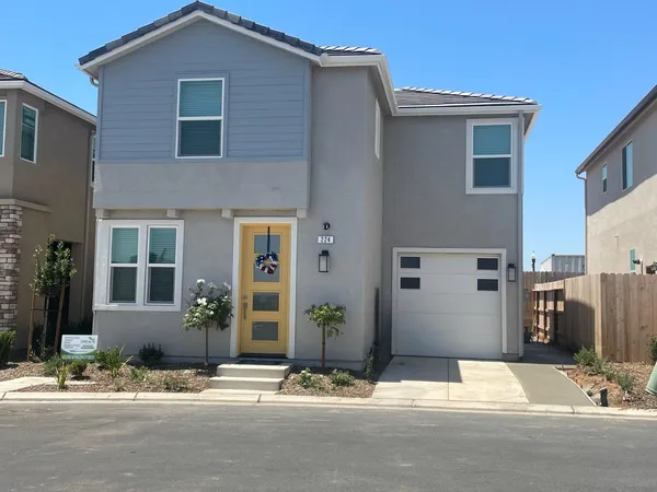 $380,000 | 224 Arbor Drive South, Madera, CA 93636