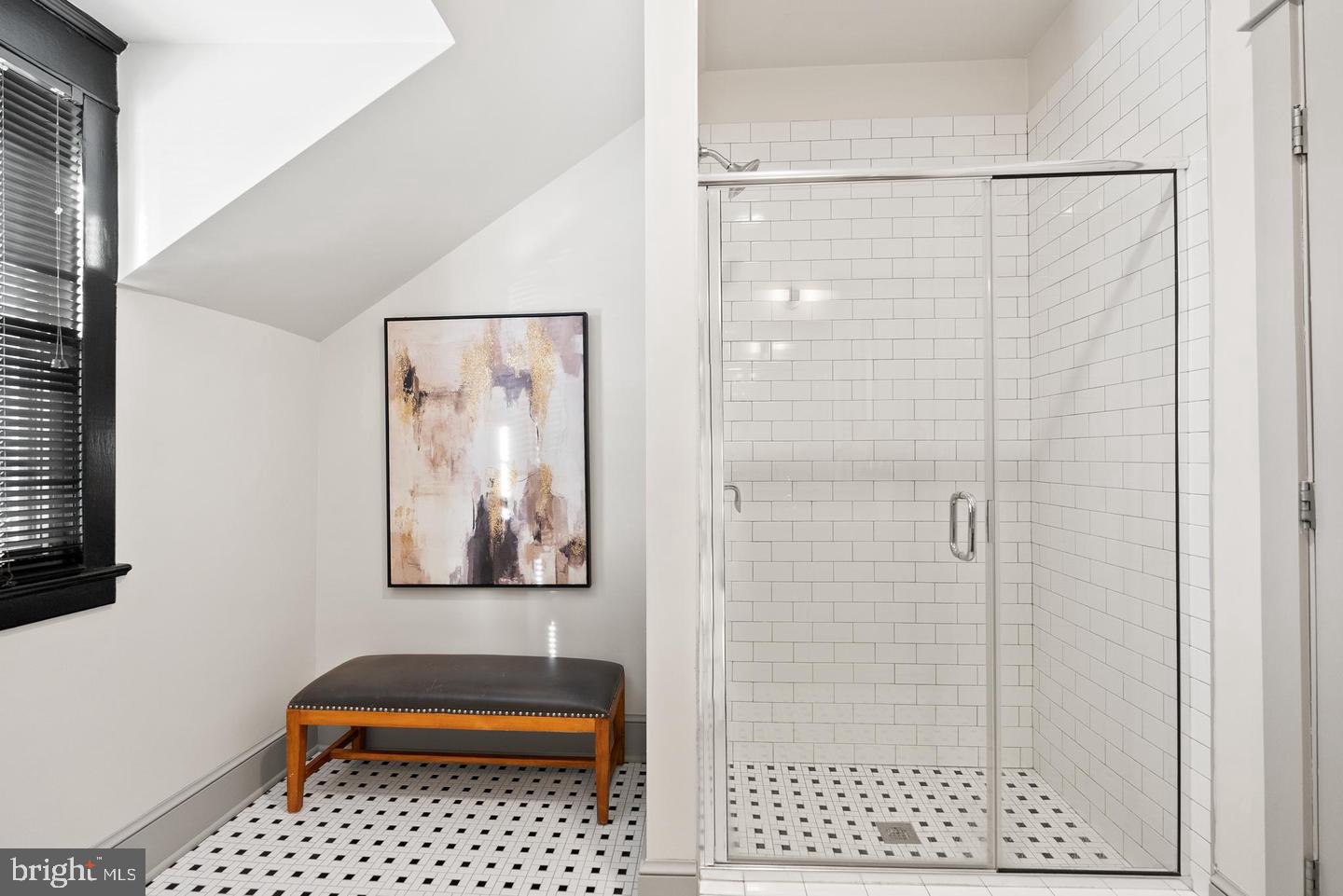 9073 Power House Road, Unit 106 Lorton, VA 22079 - Photo 23 of 47 Another walk-in glass shower.