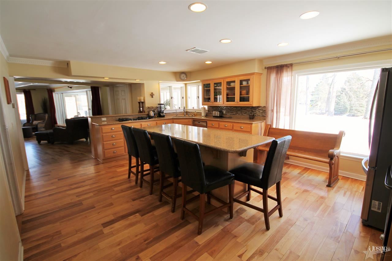 1616 South Hadley Road Fort Wayne, IN 46804 - Photo 5 of 30