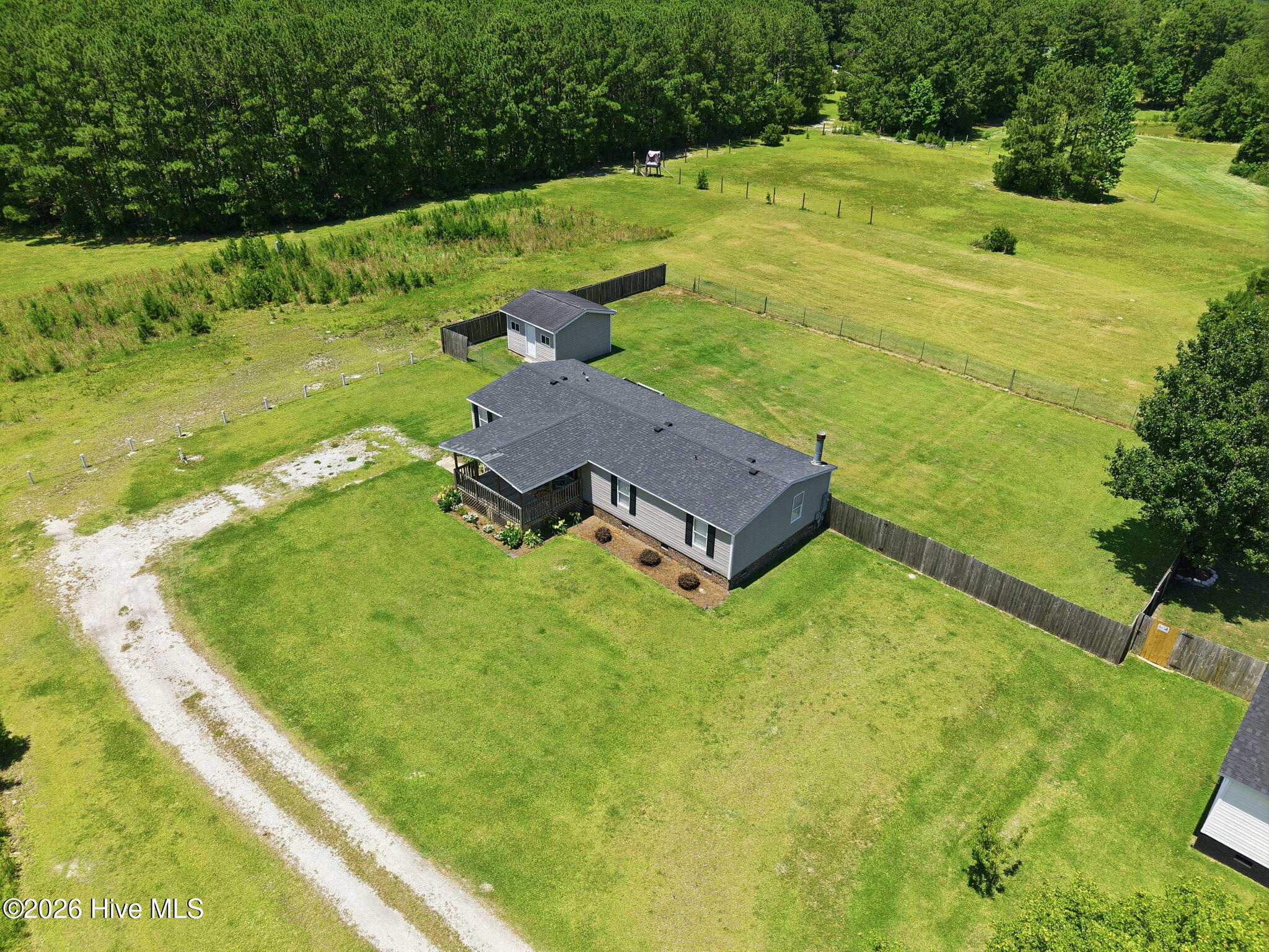 204 Kings Parkway Hubert, NC 28539 - Photo 5 of 30 Aerial photo