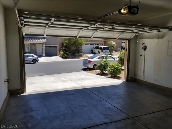 $1,950 | 9524 Cabot Falls Avenue, Las Vegas, NV 89149