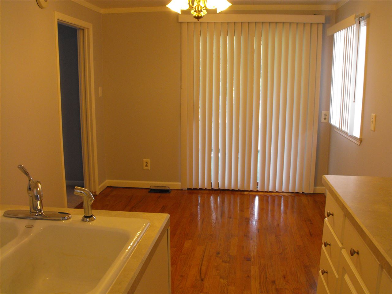 3143 Coldwater Road Mount Morris, MI 48458 - Photo 10 of 46 31391346-9.JPG