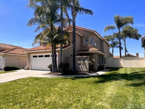 $1,198,000 | 1967 Spanish Oak Way, Vista, CA 92081