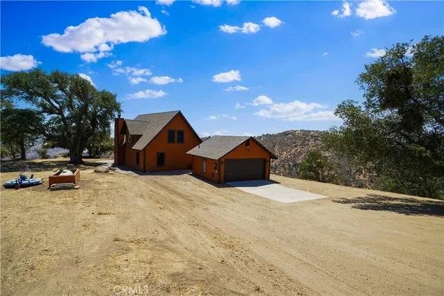 $2,200 | 29400 Skyline Drive, Tehachapi, CA 93561
