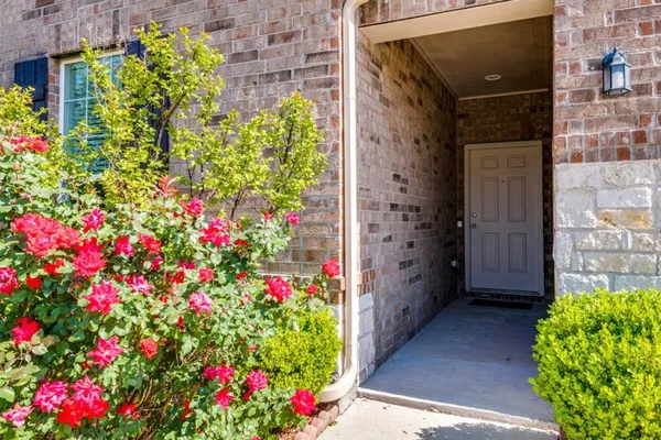 $2,000 | 2031 Avondown Road, Forney, TX 75126