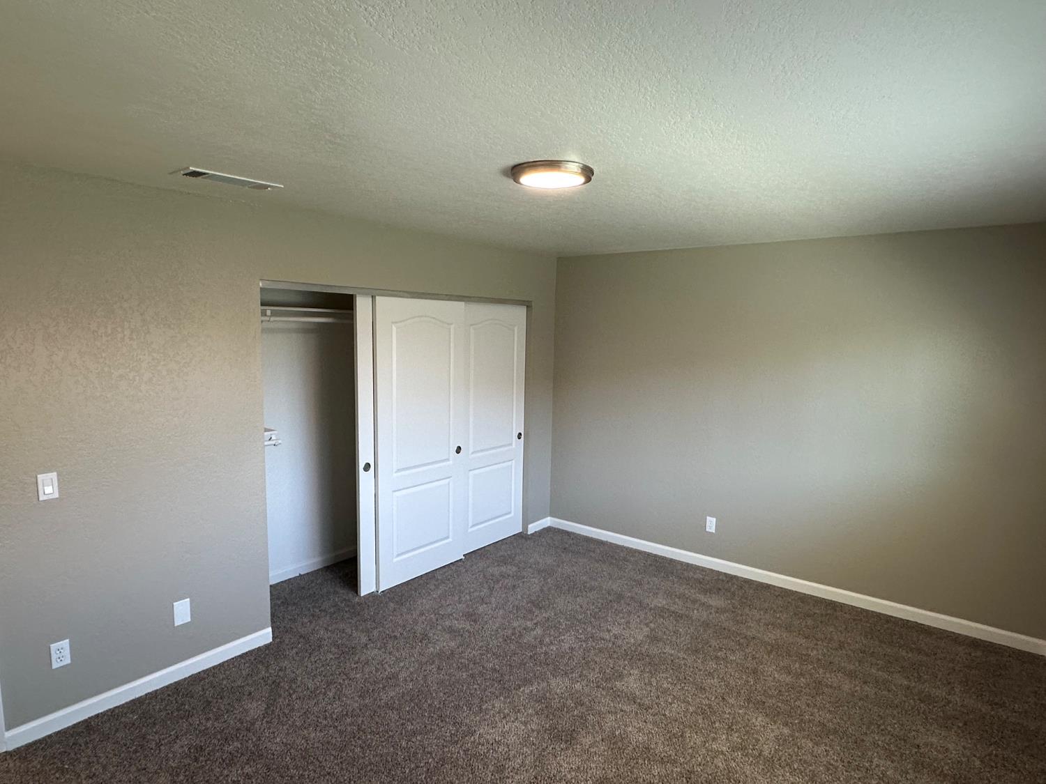 924 Kingery Drive Ripon, CA 95366 - Photo 16 of 18 a view of an empty room