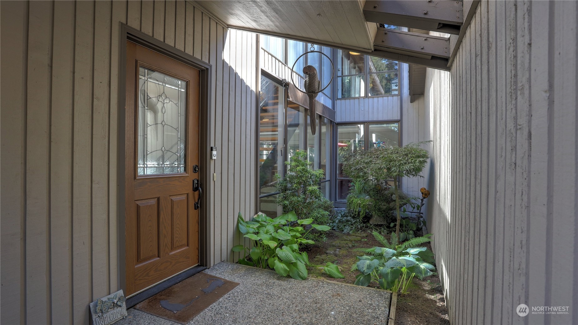 17420 147th Avenue Southeast, Unit 6 Renton, WA 98058 - Photo 4 of 32 a view of an entryway of house