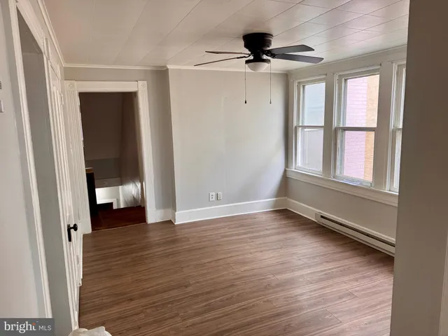 $1,350 | 110 West Main Street, Waynesboro, PA 17268