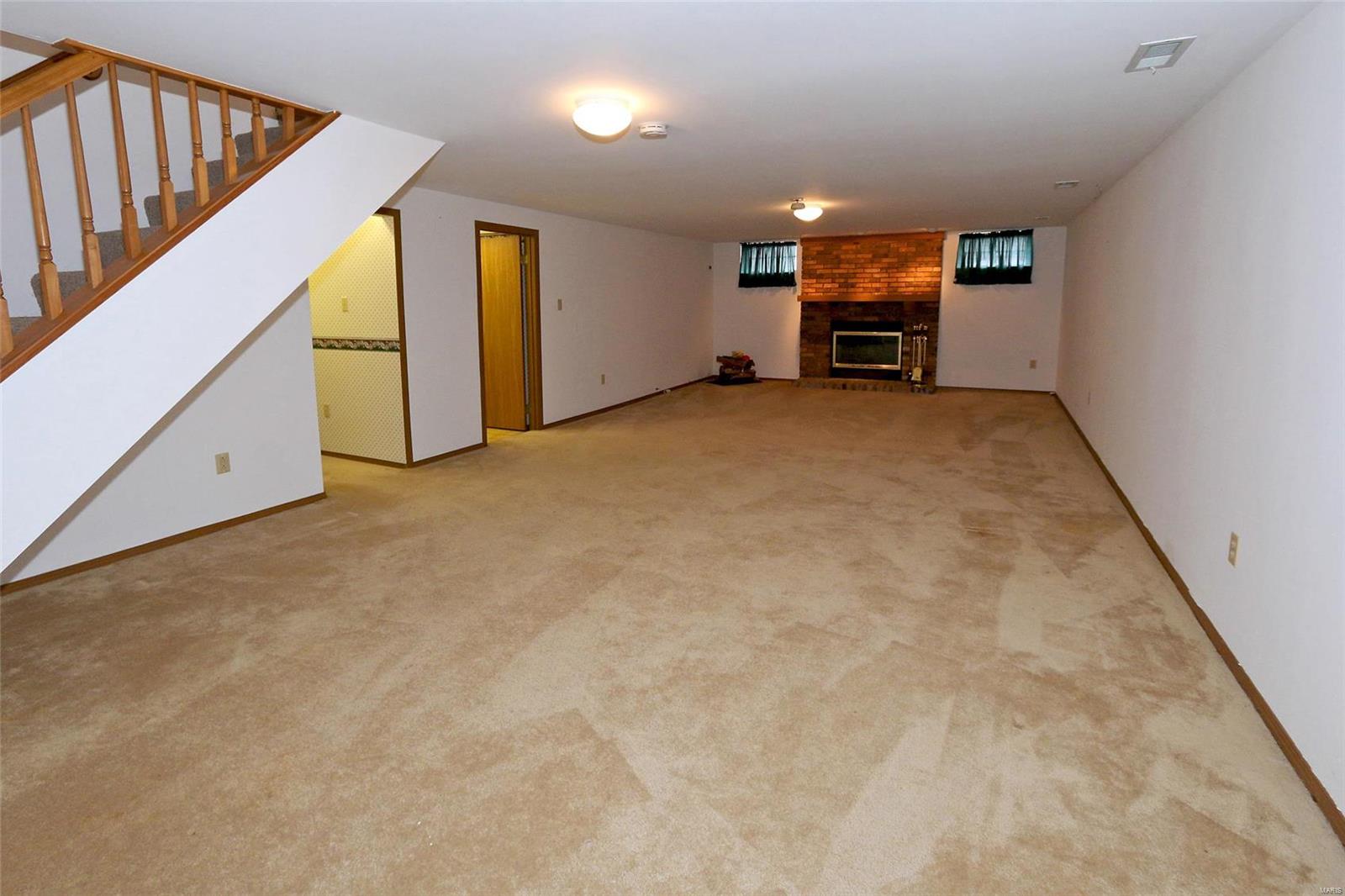 1148 Spencer Road St. Peters, MO 63376 - Photo 16 of 29 Gallery Image 16