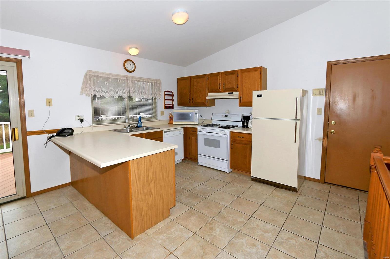 1148 Spencer Road St. Peters, MO 63376 - Photo 6 of 29 Gallery Image 6
