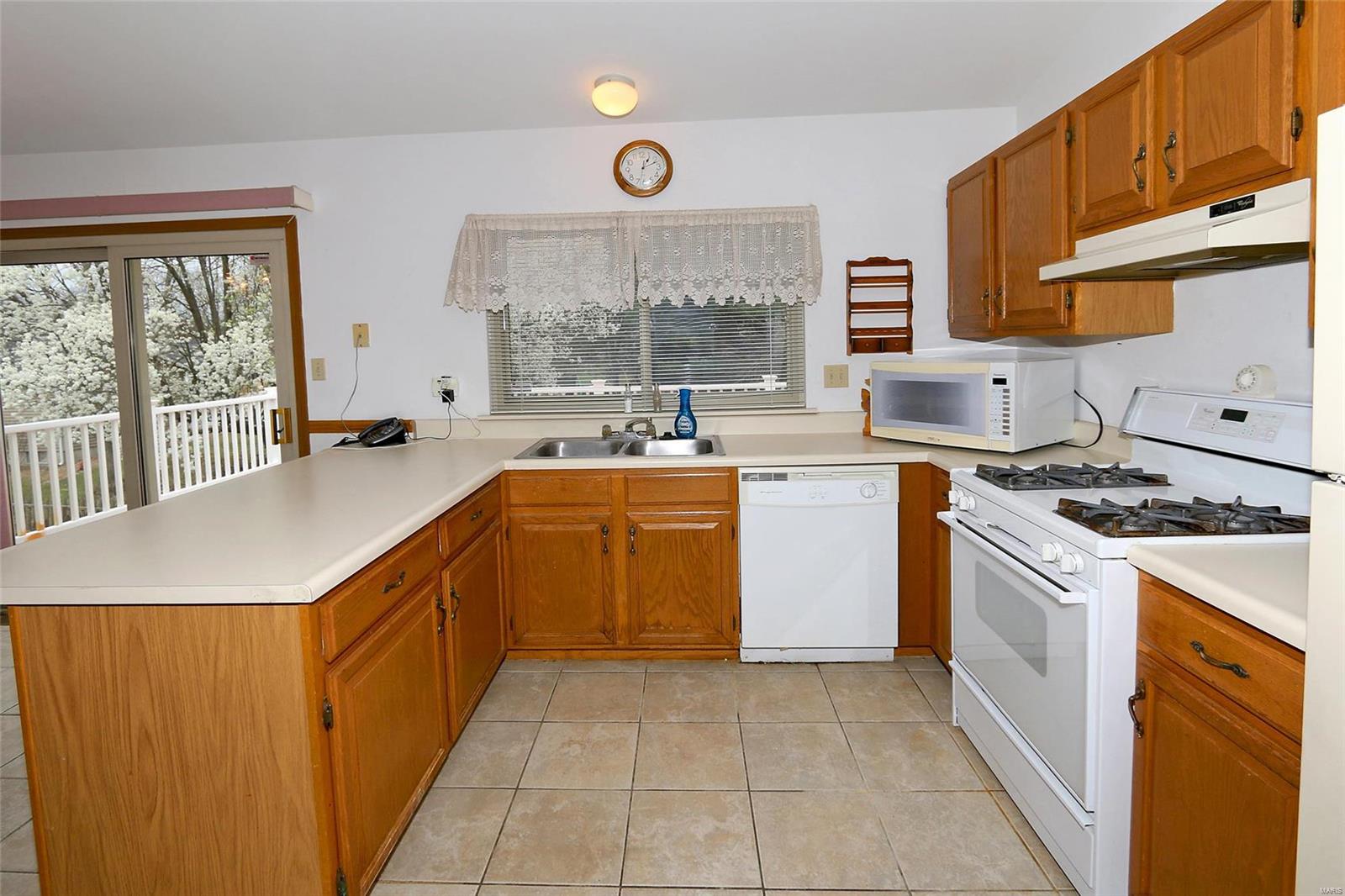 1148 Spencer Road St. Peters, MO 63376 - Photo 7 of 29 Gallery Image 7