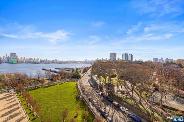 $999,999 | 1000 Maxwell Lane, Unit 11I, Hoboken, NJ 07030