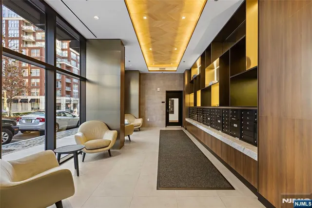 $999,999 | 1000 Maxwell Lane, Unit 11I, Hoboken, NJ 07030