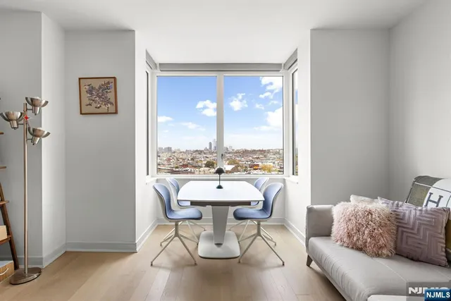 $999,999 | 1000 Maxwell Lane, Unit 11I, Hoboken, NJ 07030