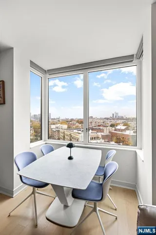 $999,999 | 1000 Maxwell Lane, Unit 11I, Hoboken, NJ 07030
