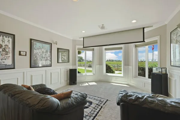 $1,800,000 | 21649 Des Moines Road, Acampo, CA 95220