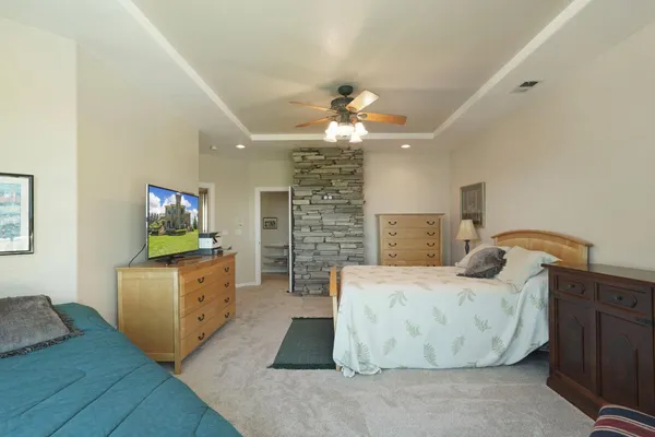 $1,800,000 | 21649 Des Moines Road, Acampo, CA 95220