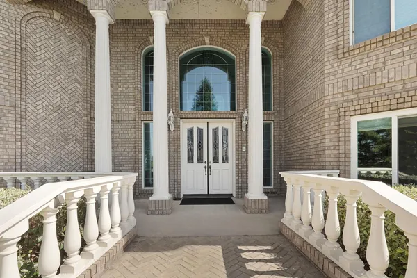 $1,800,000 | 21649 Des Moines Road, Acampo, CA 95220