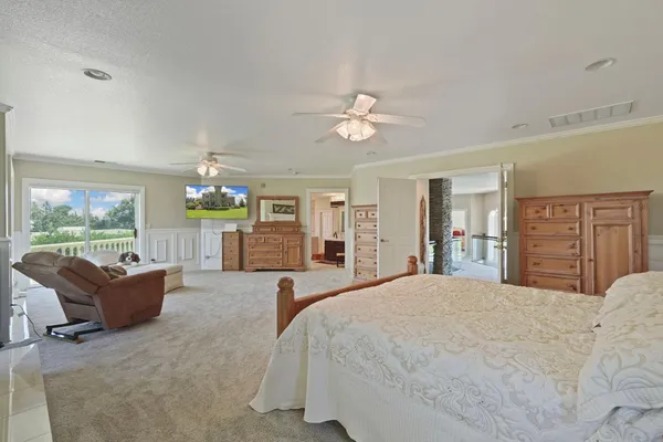 $1,800,000 | 21649 Des Moines Road, Acampo, CA 95220