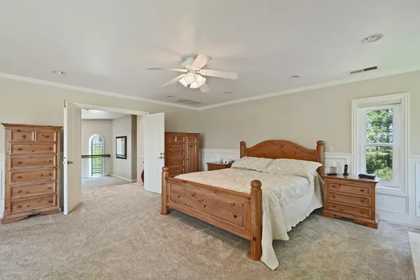 $1,800,000 | 21649 Des Moines Road, Acampo, CA 95220