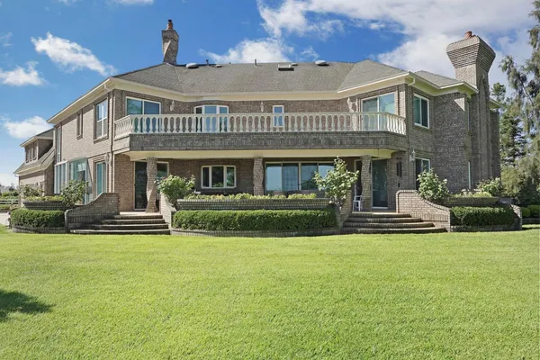 $1,800,000 | 21649 Des Moines Road, Acampo, CA 95220