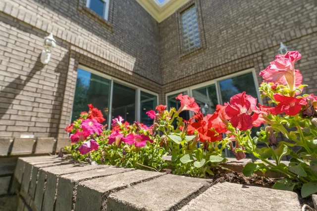 $2,099,000 | 21649 Des Moines Road, Acampo, CA 95220