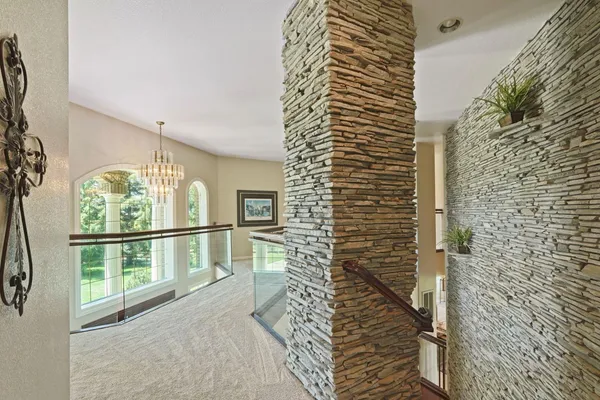 $1,800,000 | 21649 Des Moines Road, Acampo, CA 95220