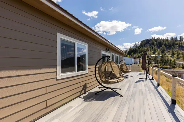 $399,950 | 39725 Overlook Lane North, Seven Bays, WA 99122