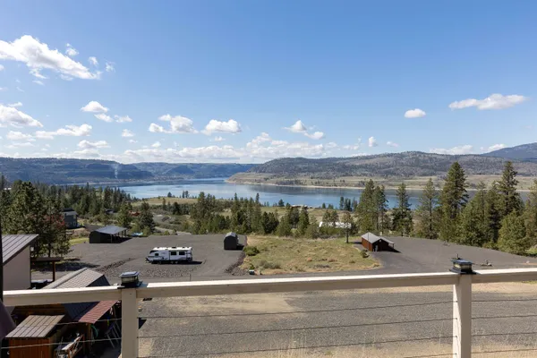 $399,950 | 39725 Overlook Lane North, Seven Bays, WA 99122