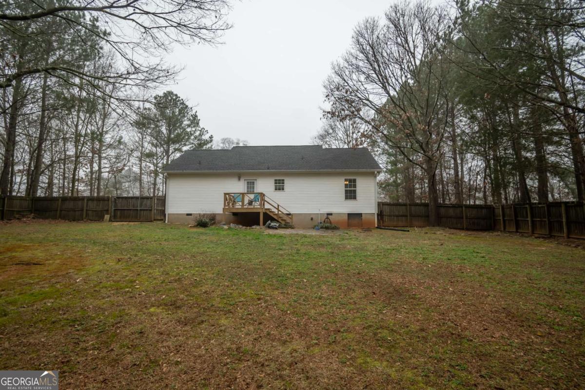 199 Brickyard Road Comer, GA 30629 - Photo 40 of 43 a front view of house with yard and trees
